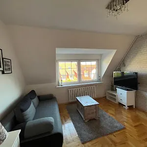 apartament-koobrzeska-mansarda-narutowicza-8.kolobrzeghotels.com/